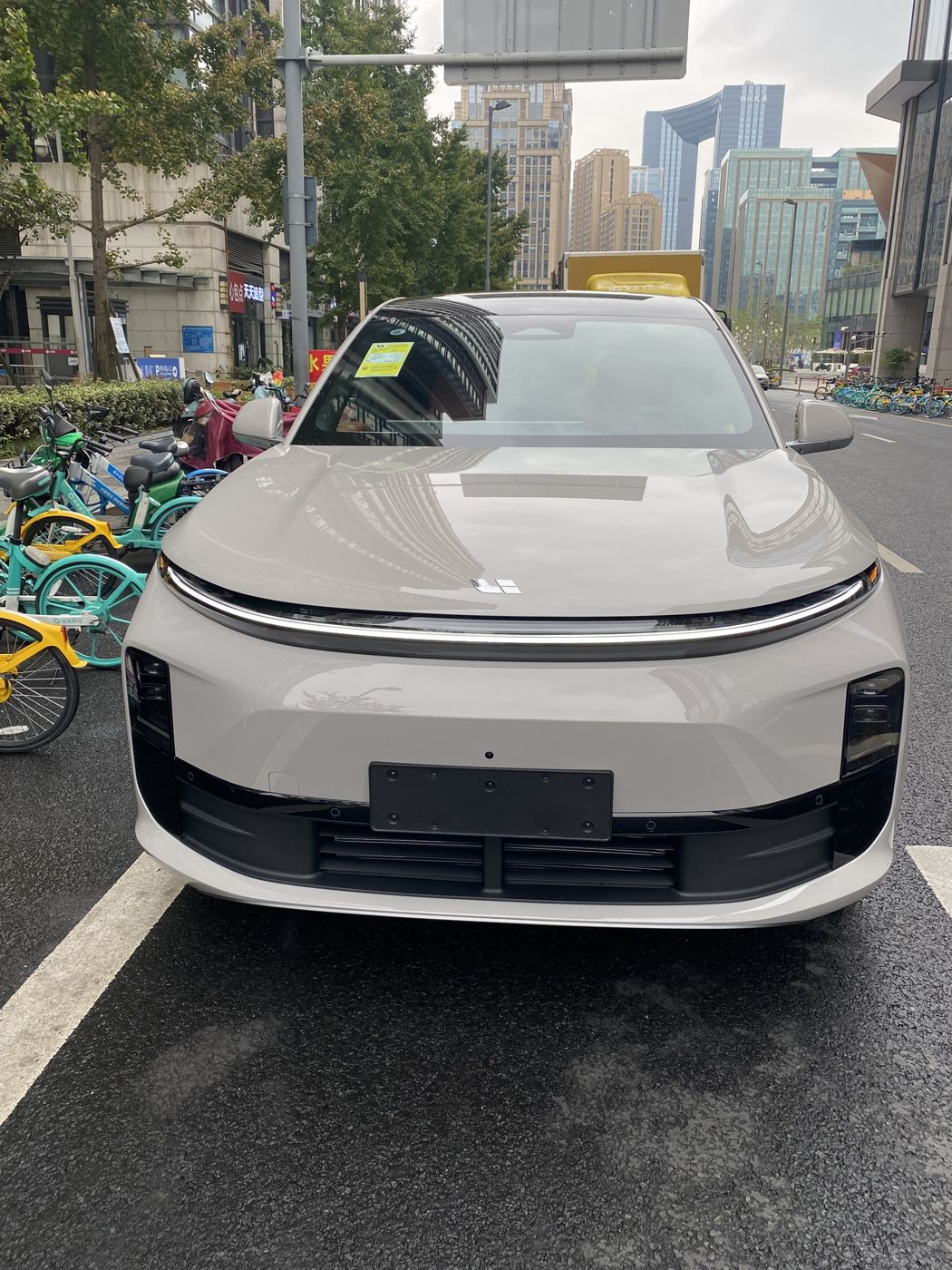PG国际 MEGA 高压纯电 MPV